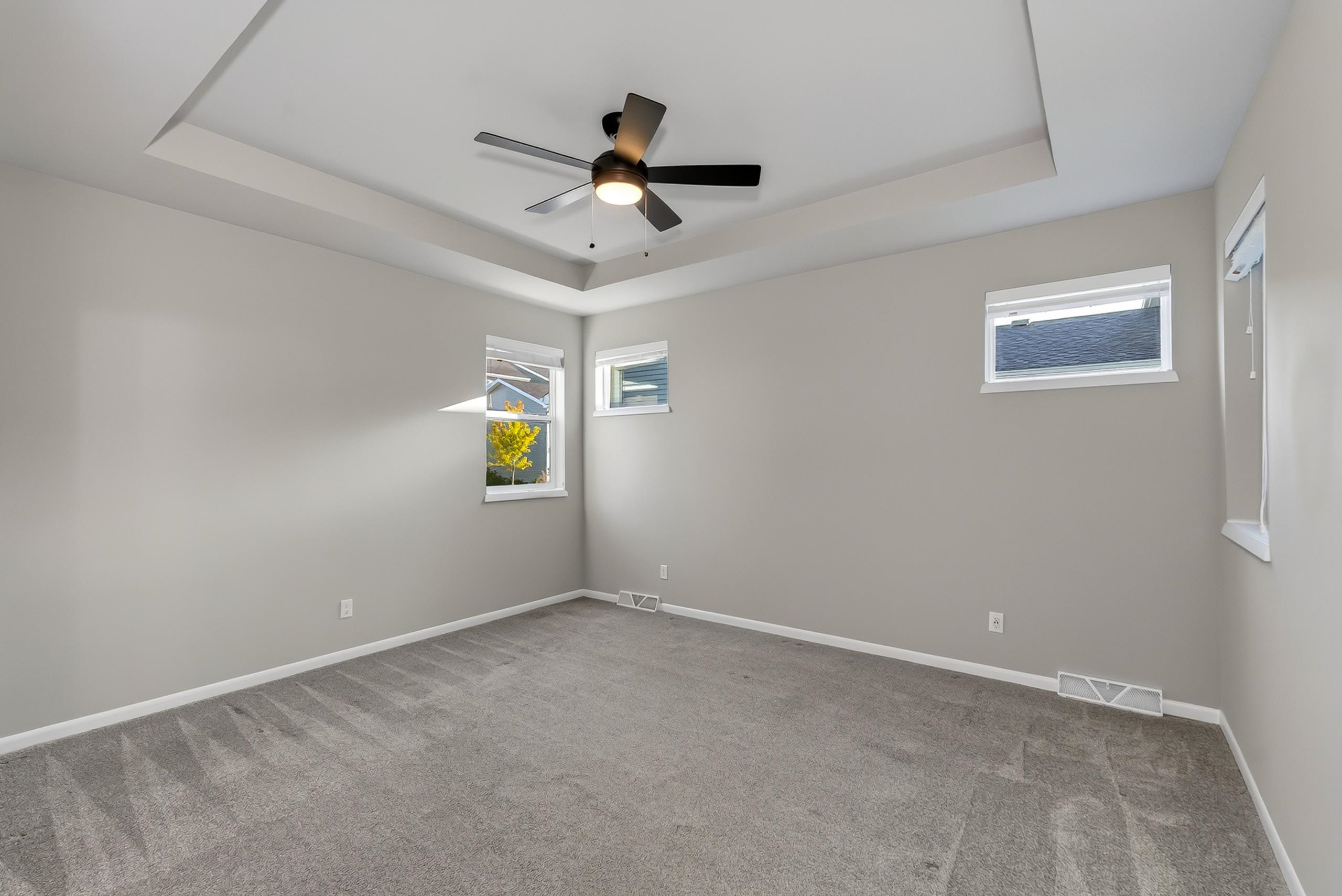 662 Hillcrest Drive