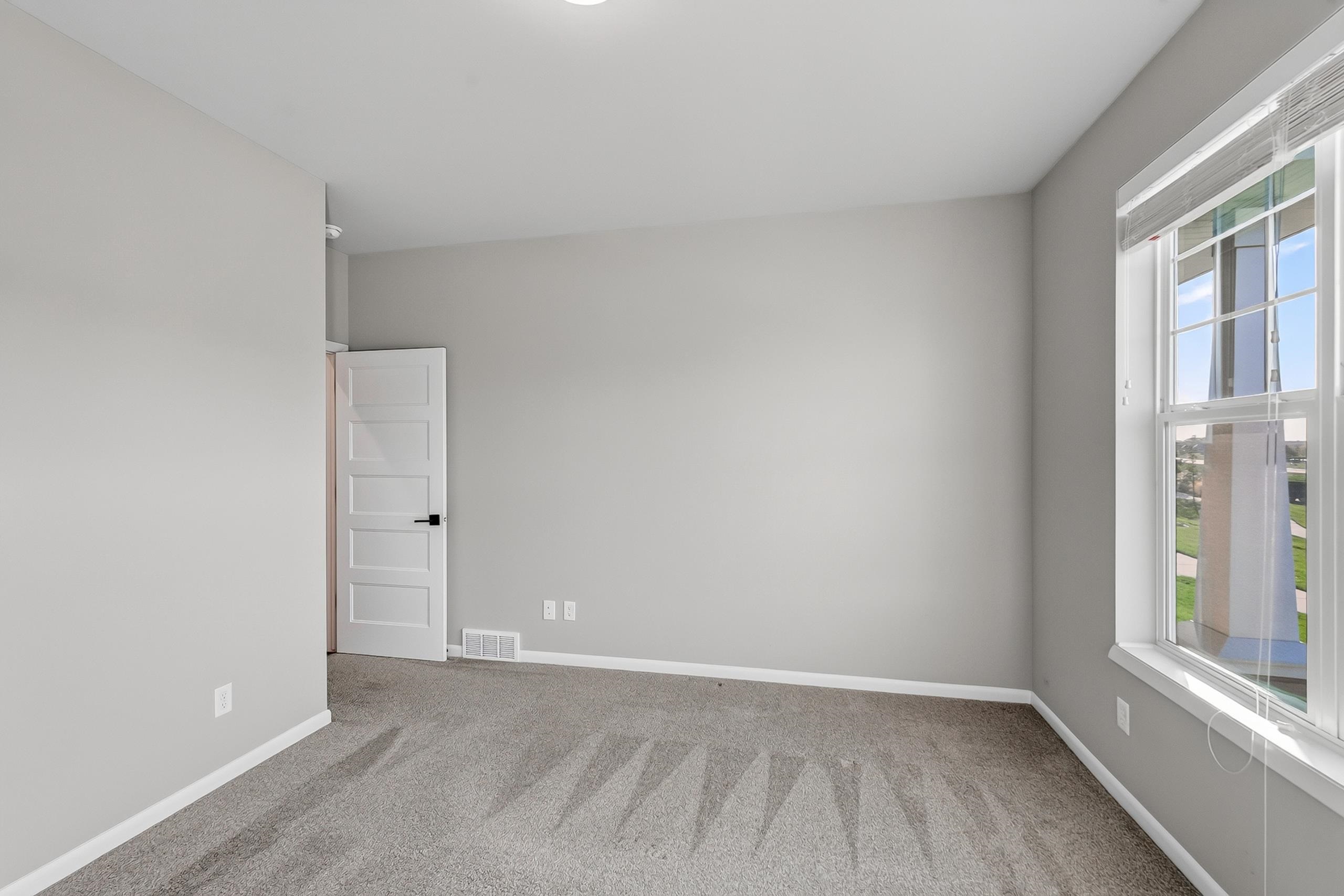 662 Hillcrest Drive