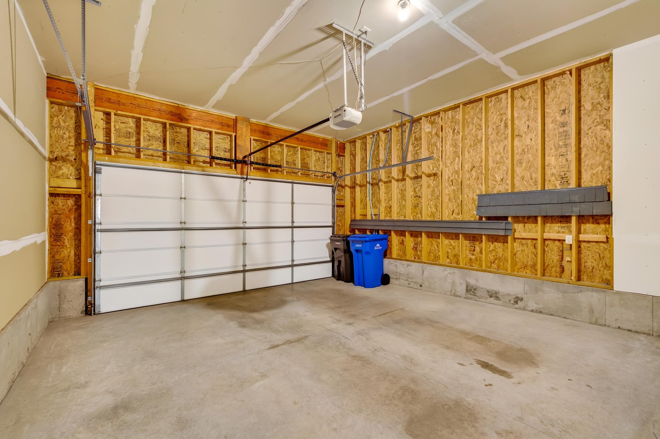 662 Hillcrest Drive