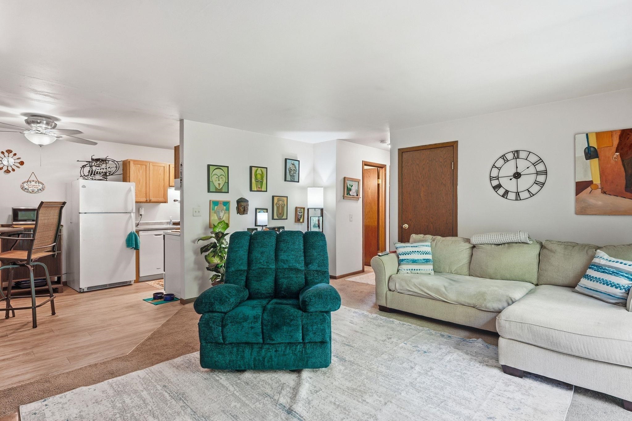 2717 Westview Court