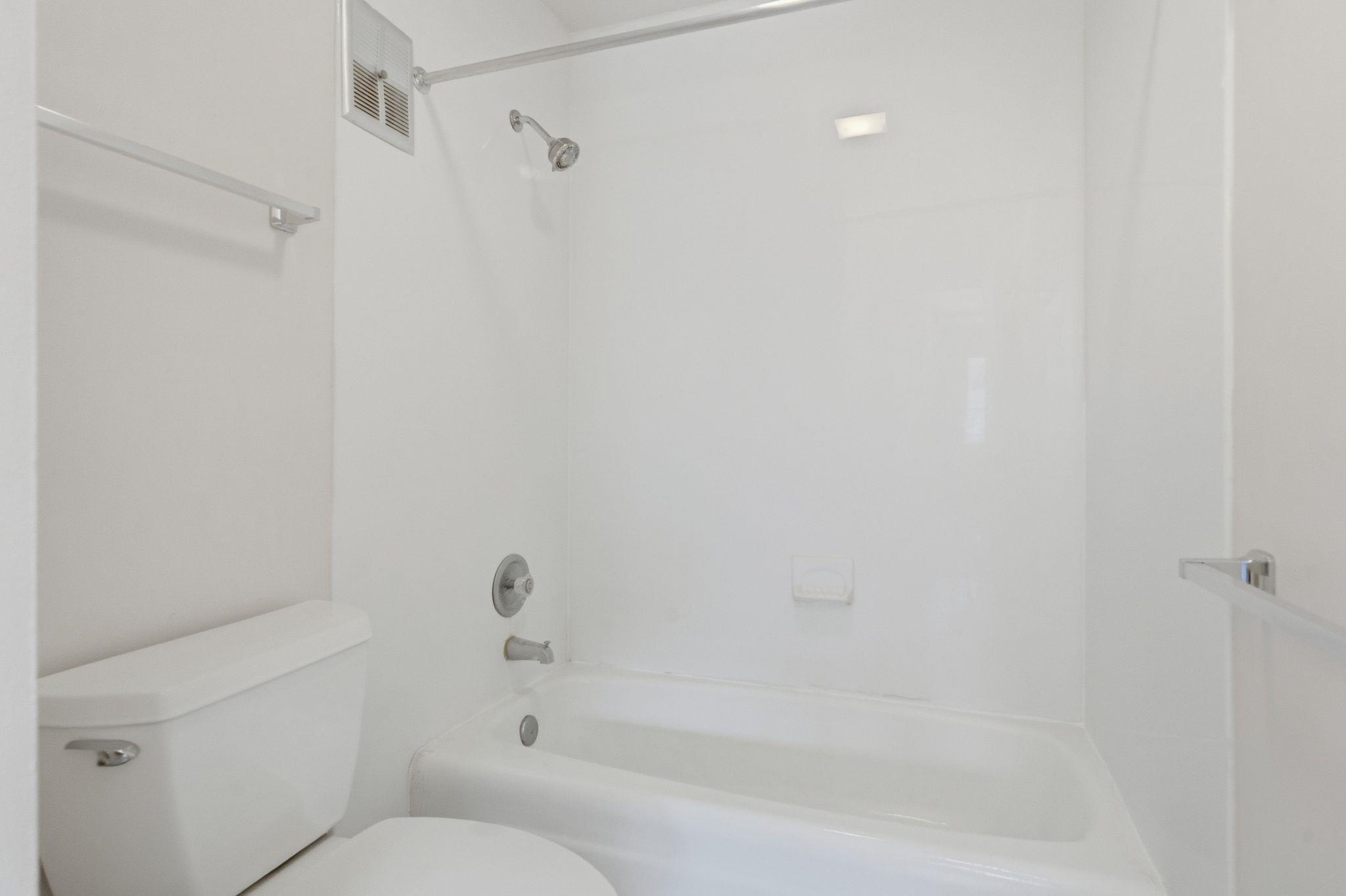 2717 Westview Court