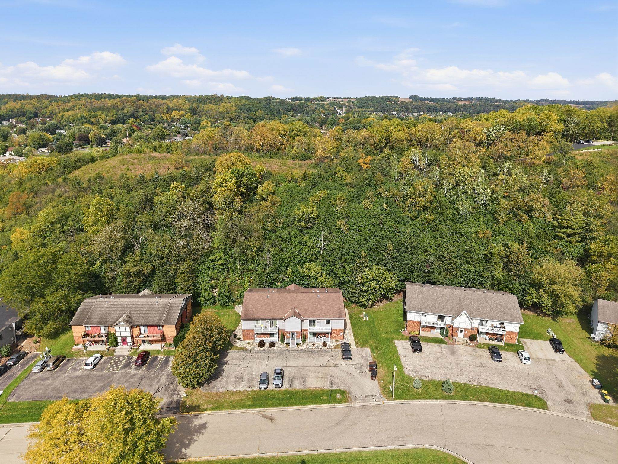 2717 Westview Court