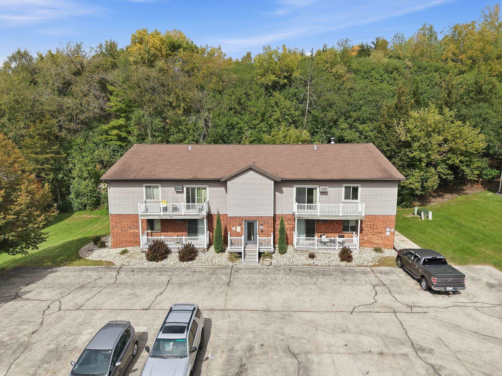 2717 Westview Court