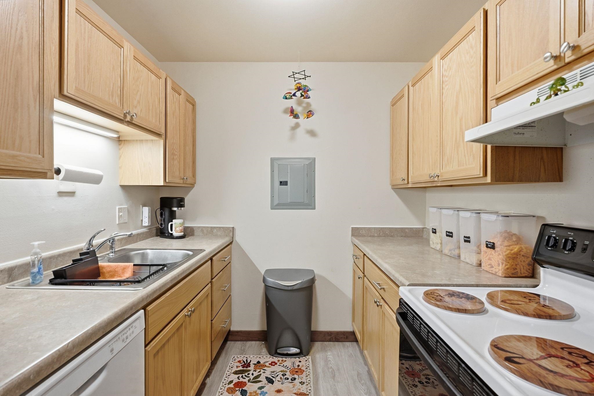 2717 Westview Court
