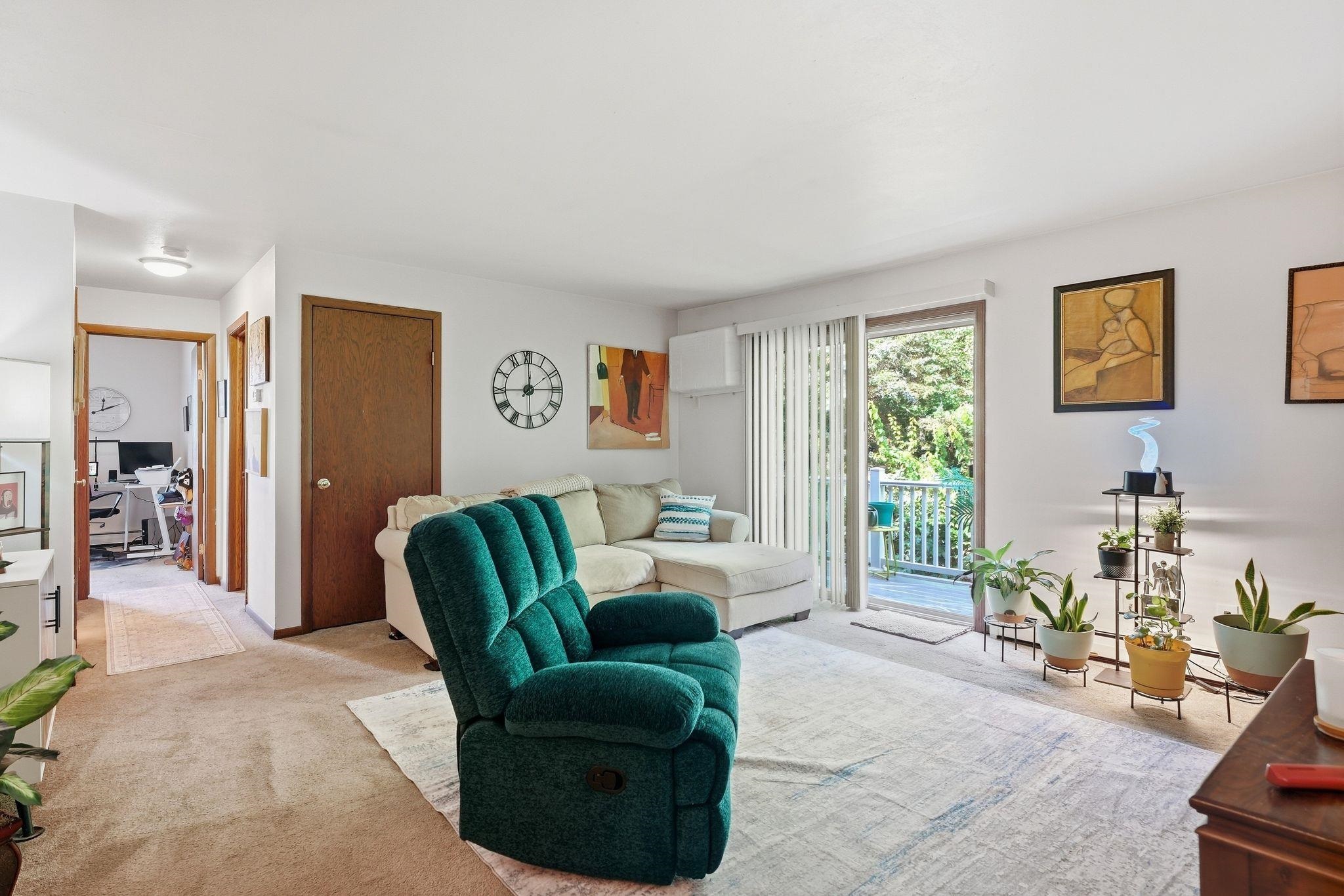 2717 Westview Court
