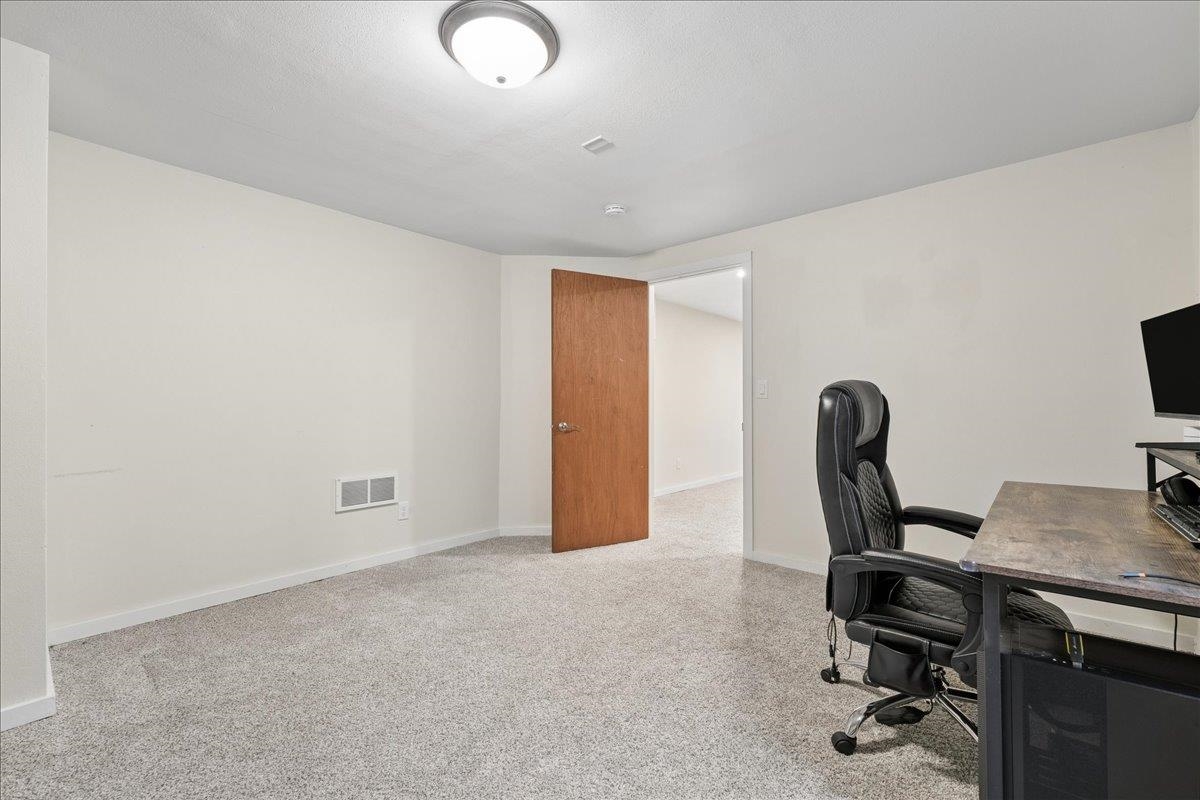 431 Thomas Court