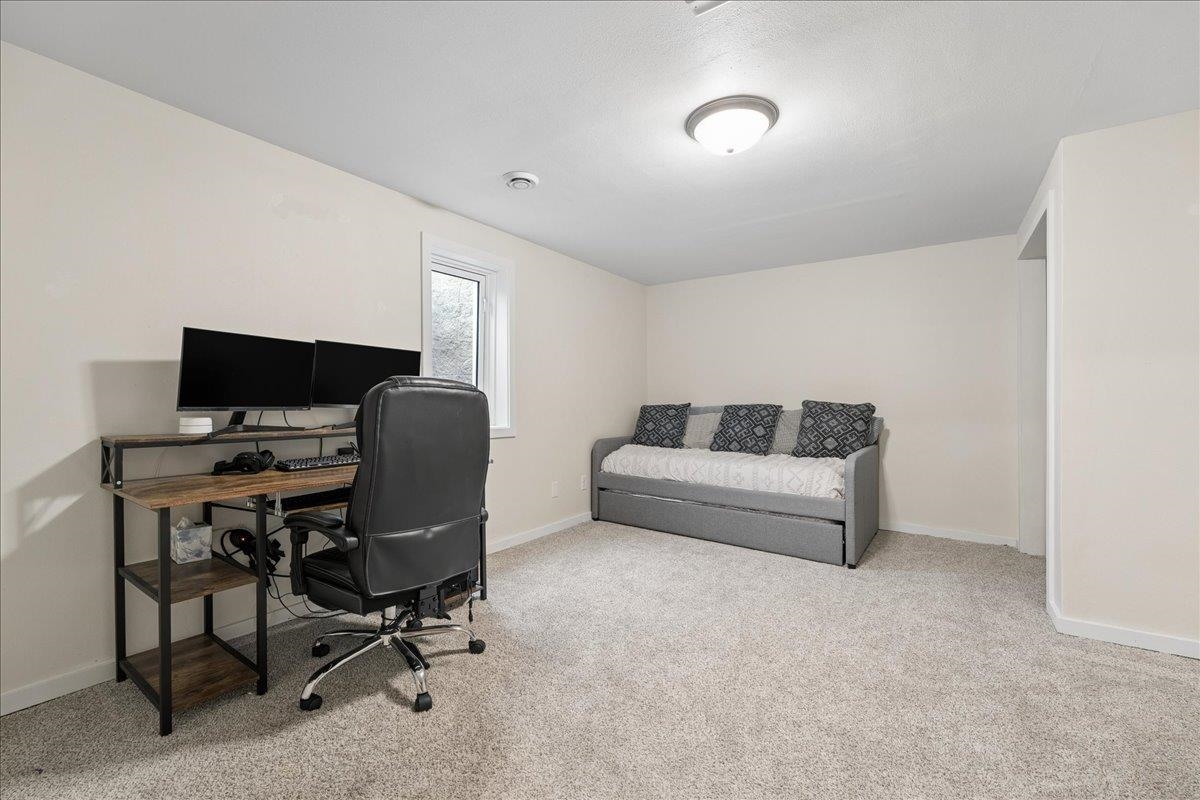 431 Thomas Court
