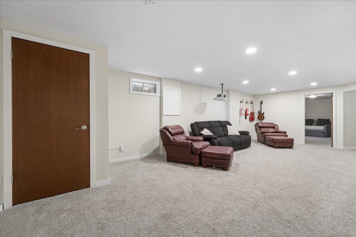 431 Thomas Court