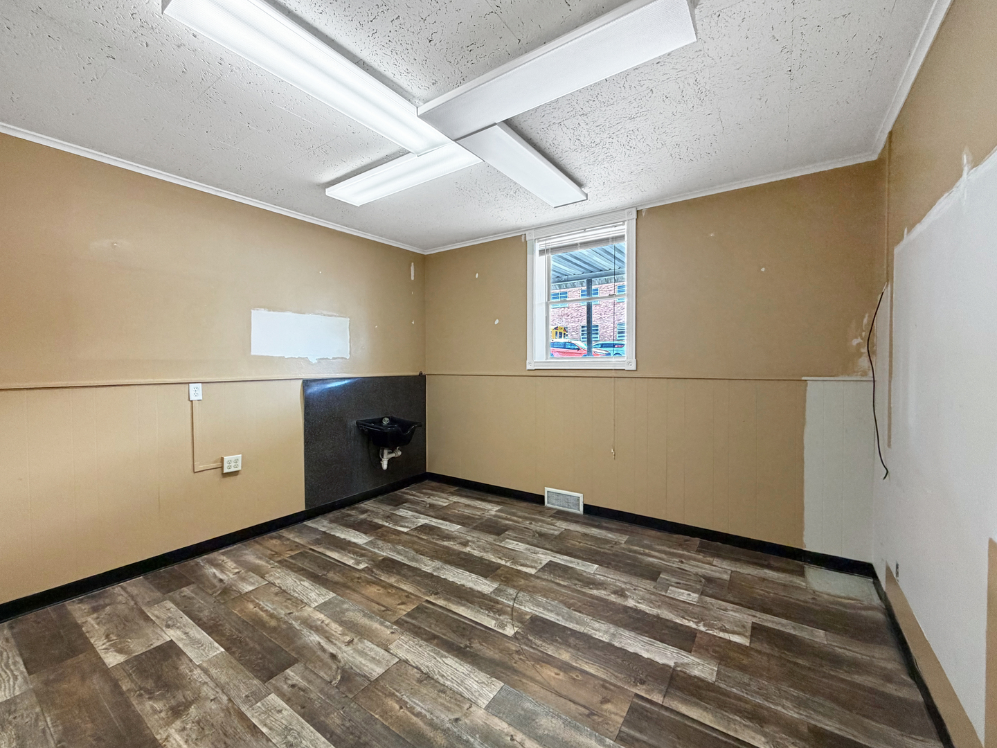 222 W Exchange Street