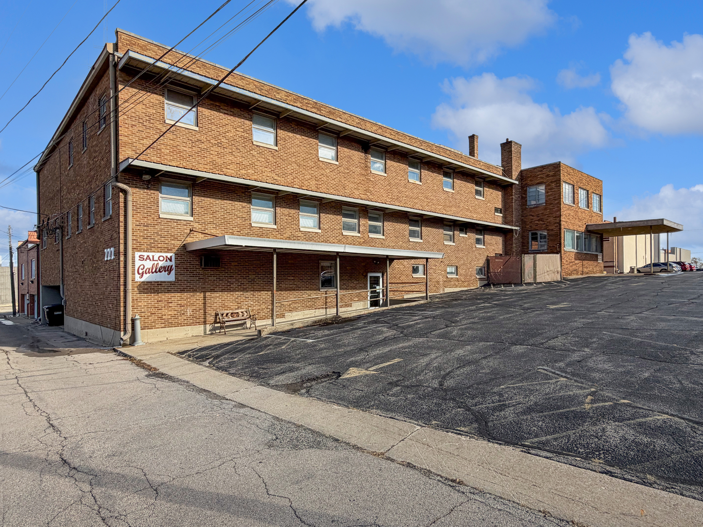 222 W Exchange Street