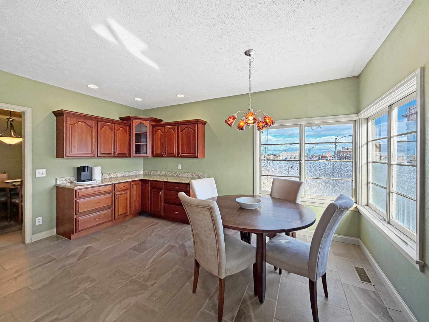 222 W Exchange Street