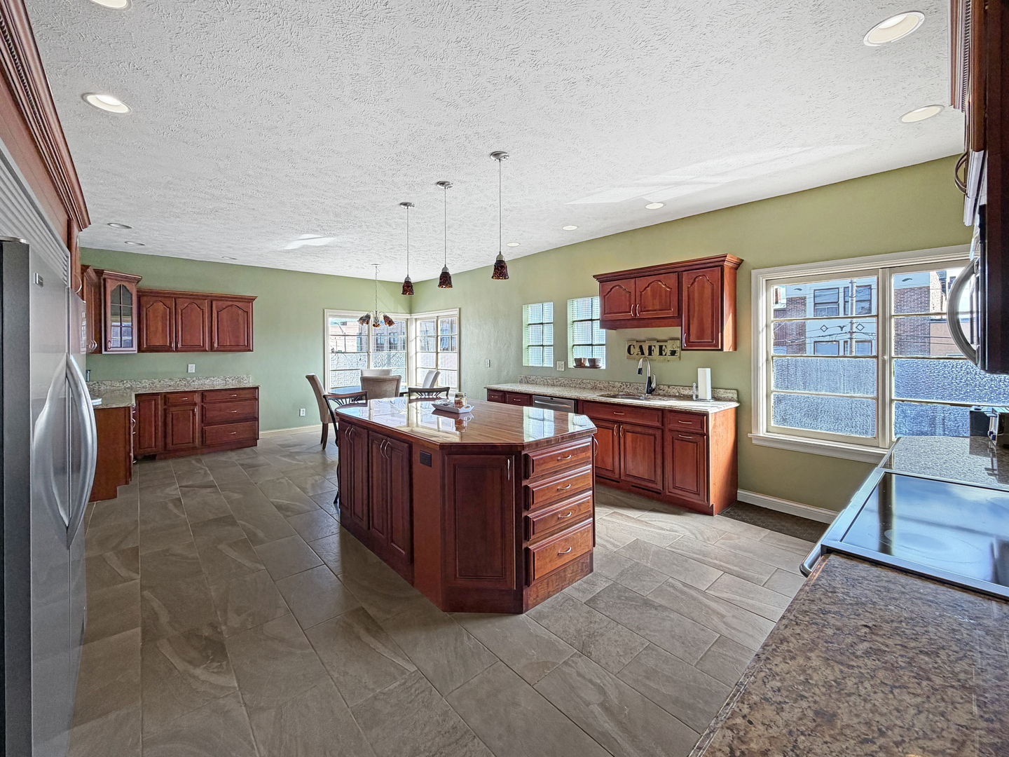 222 W Exchange Street