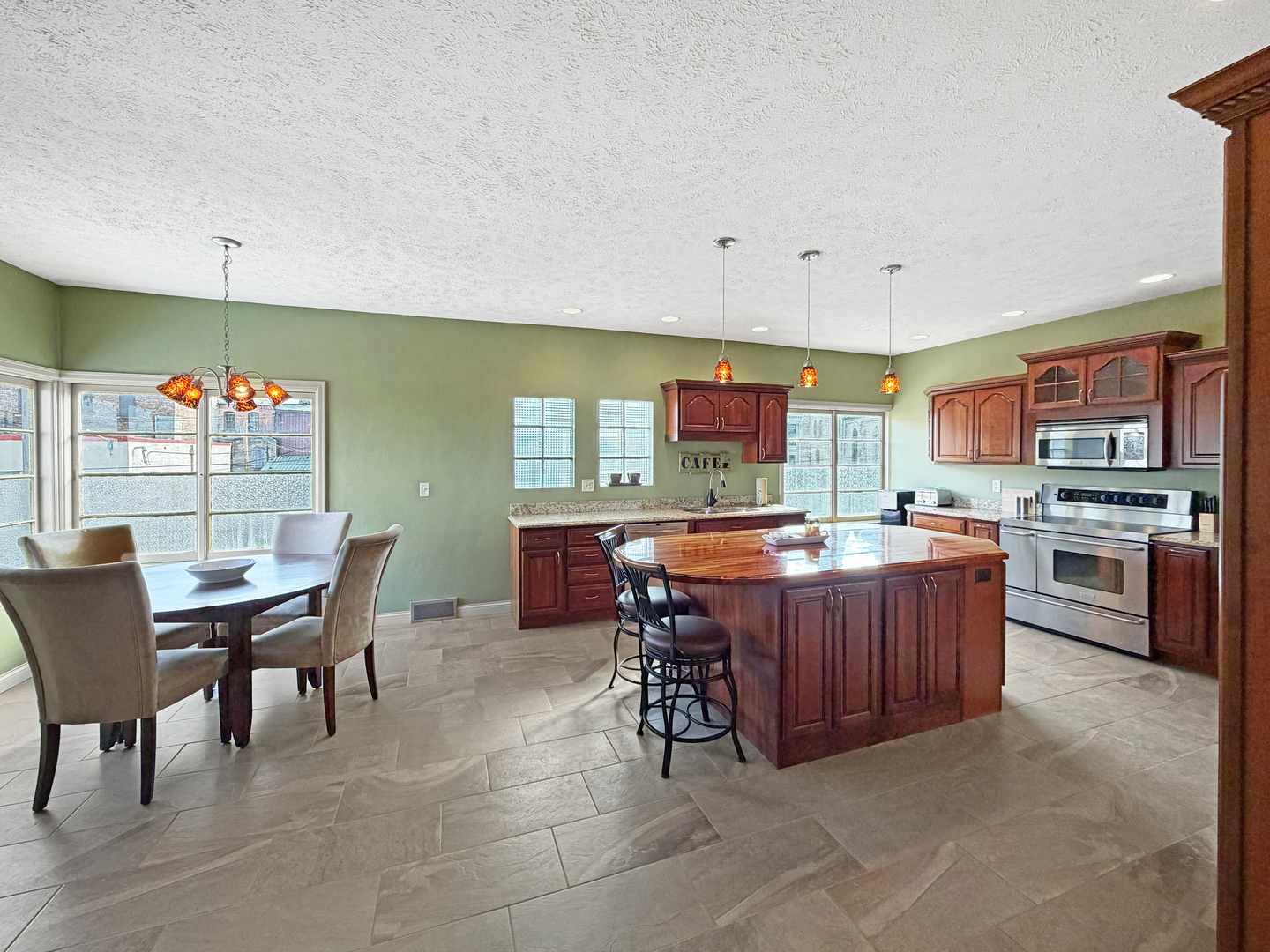 222 W Exchange Street
