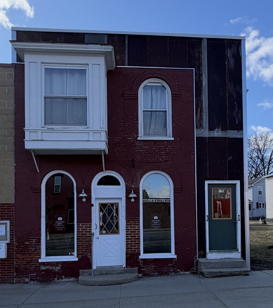 13 E Market Street