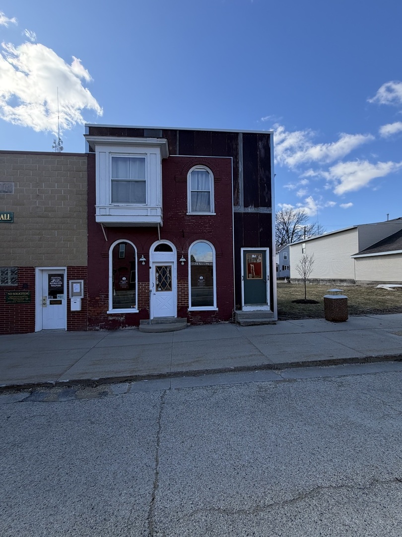 13 E Market Street