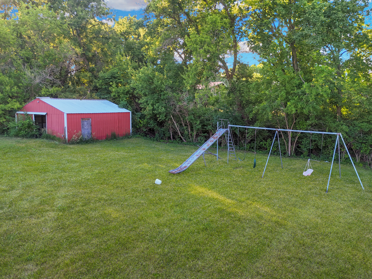 2508 Lundgren Road