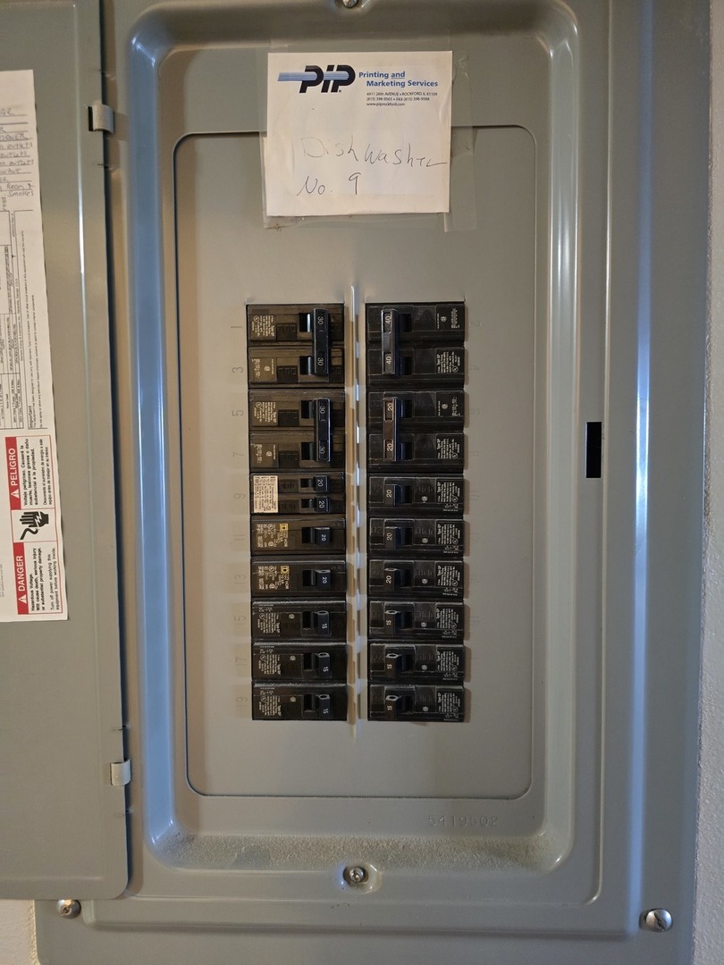 7716 Creek Unit: 2