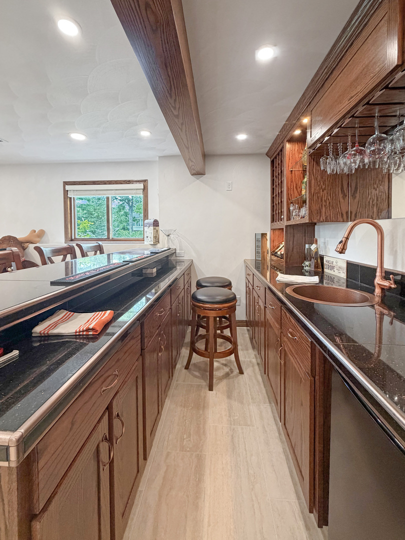 1954 Delmar Drive