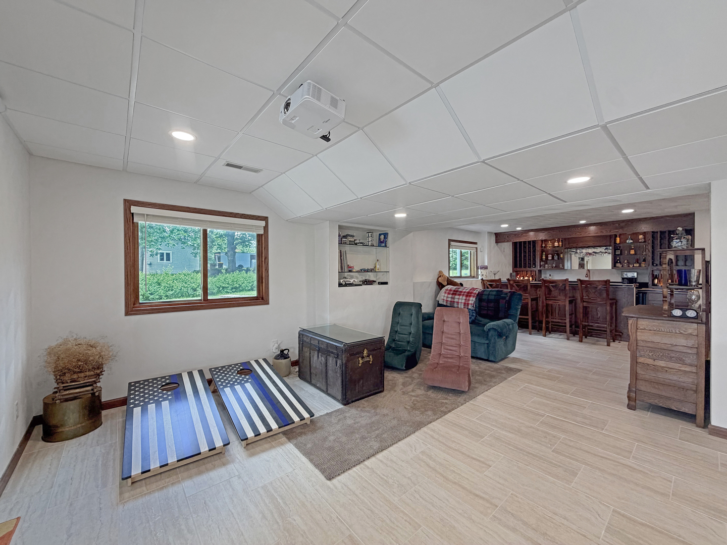 1954 Delmar Drive