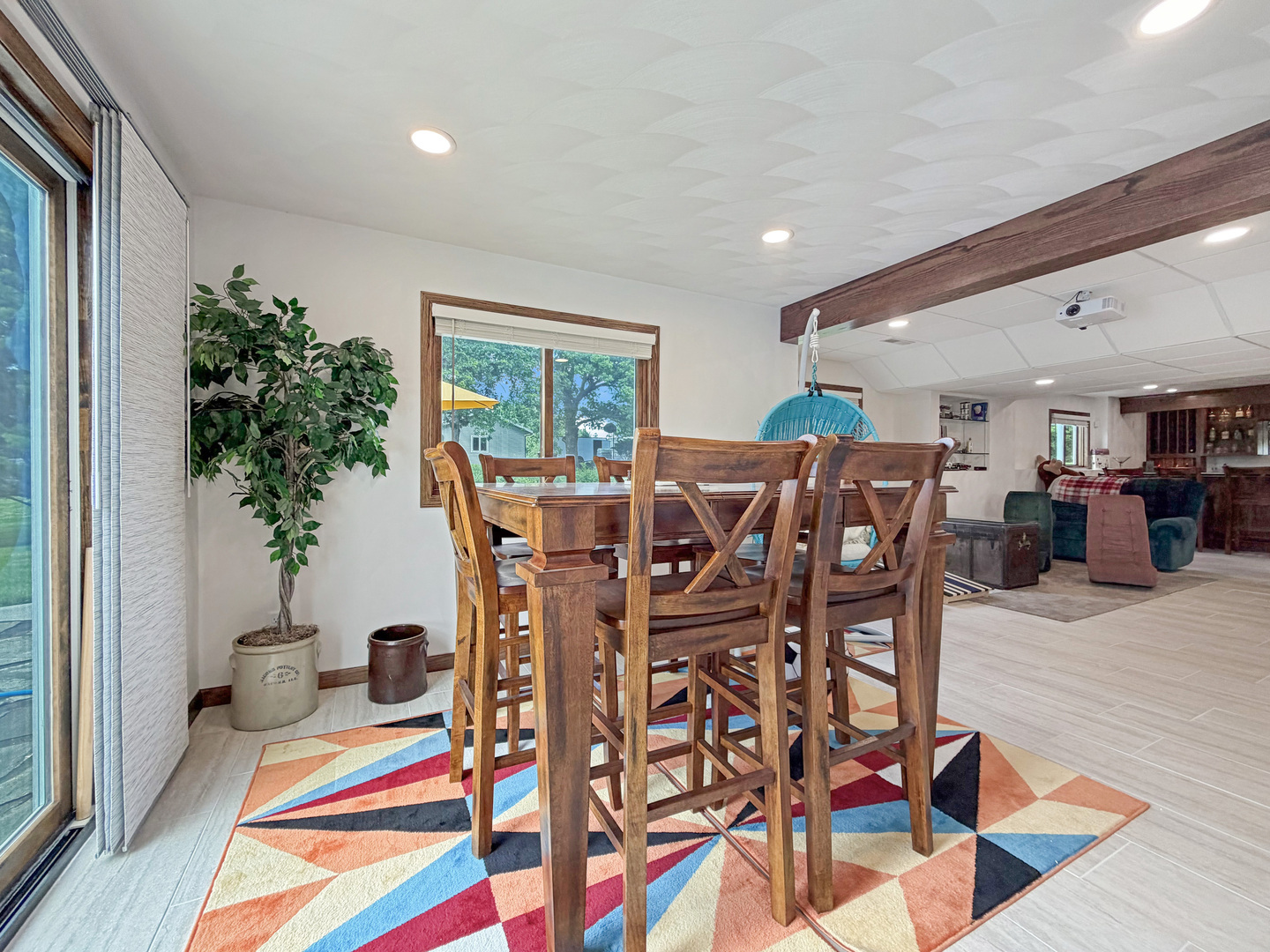 1954 Delmar Drive