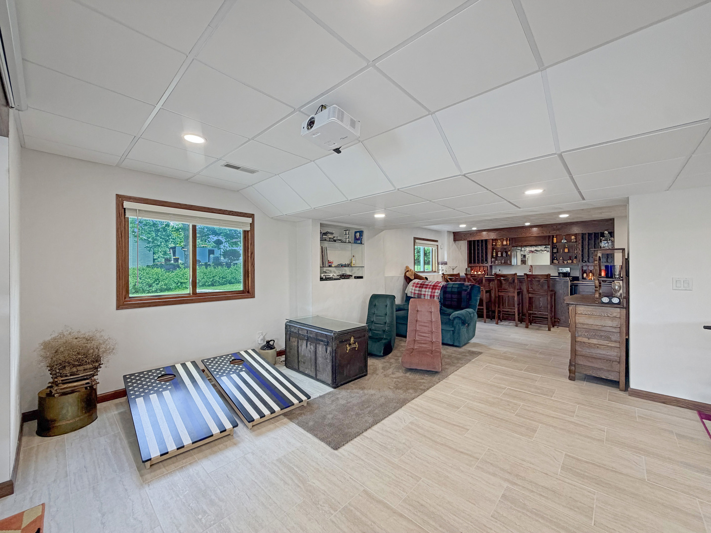 1954 Delmar Drive