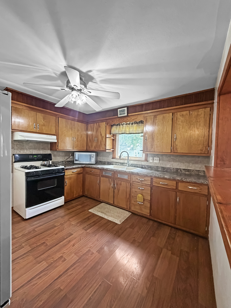 720 W American Street