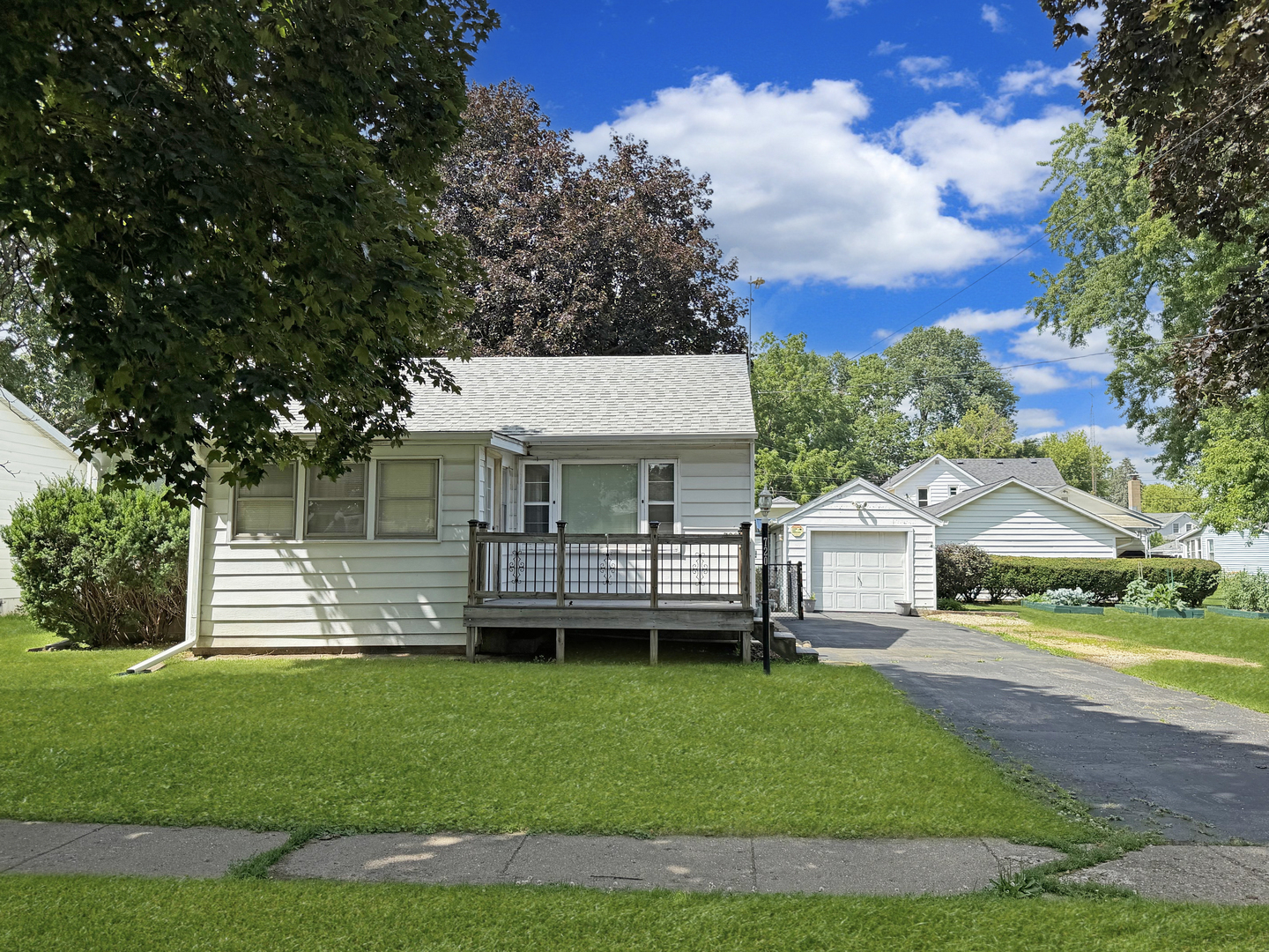 720 W American Street