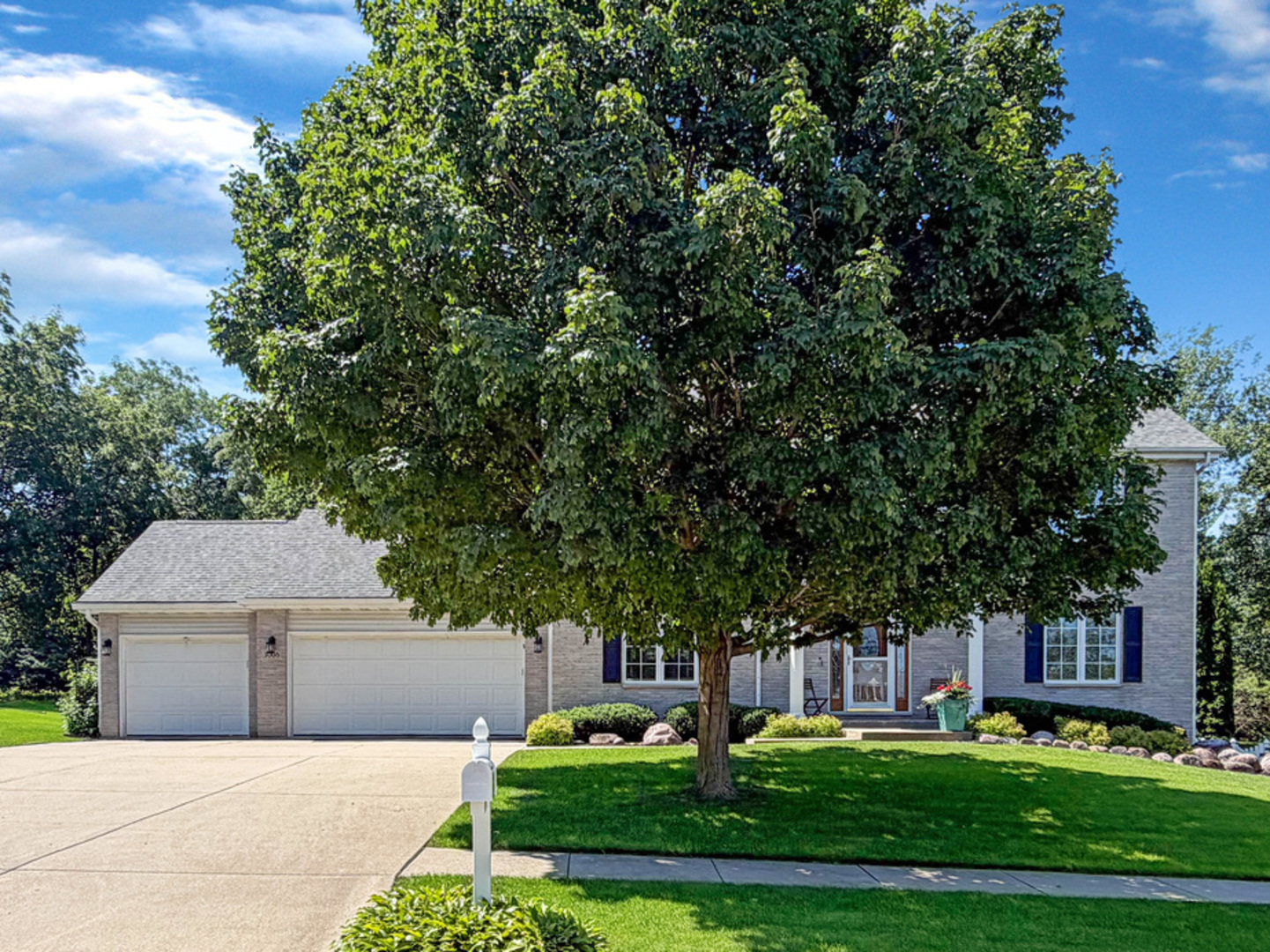 3005 Countryside Lane