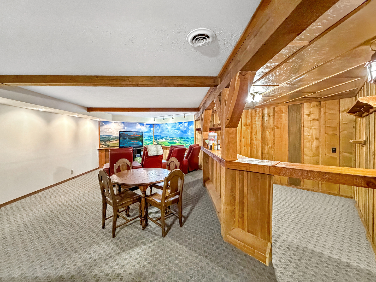 829 Sutton Place