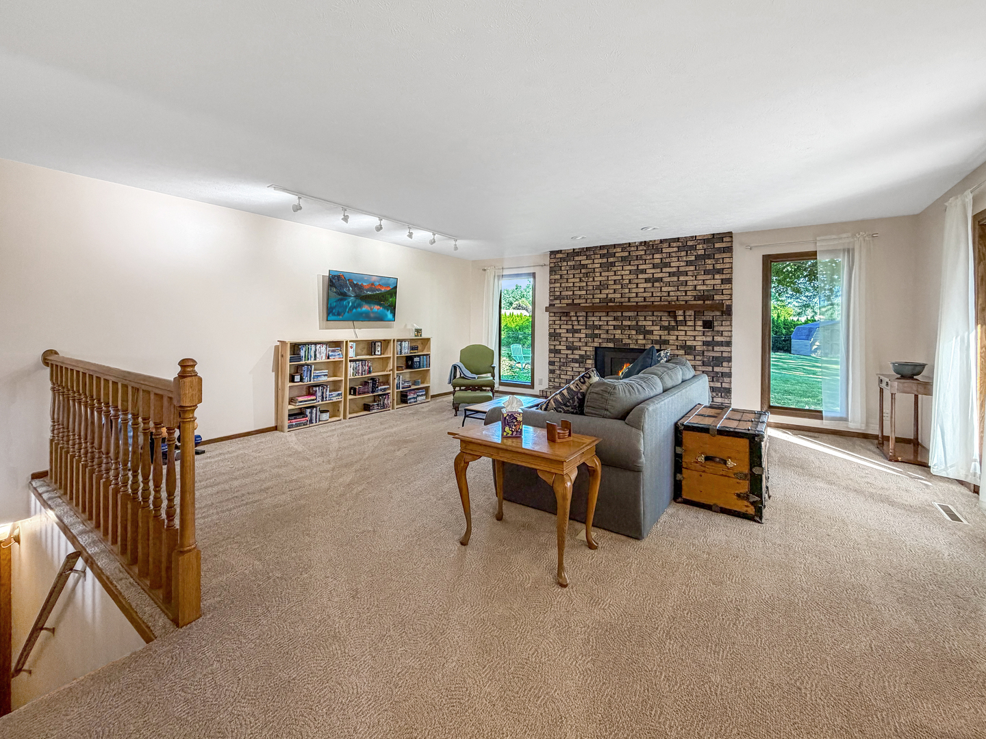 829 Sutton Place