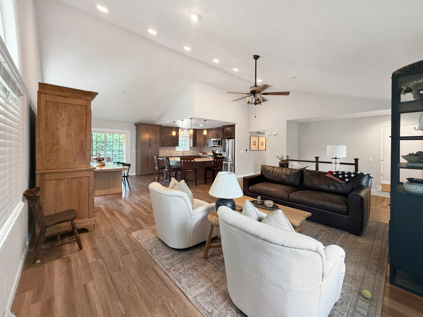 3103 W Greenfield Drive