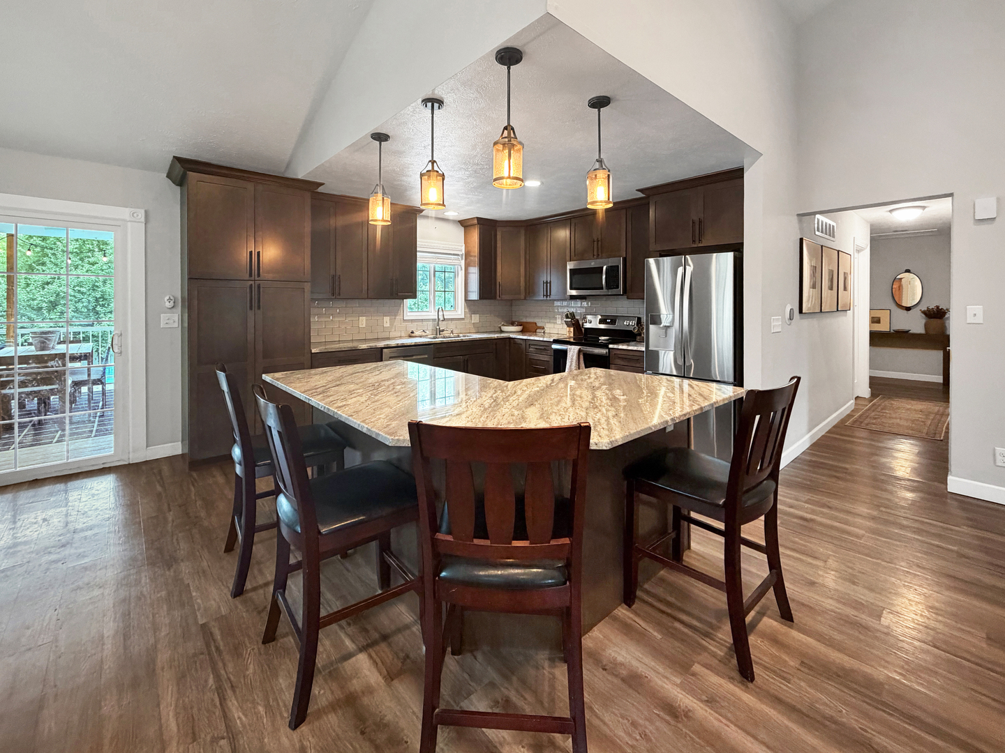 3103 W Greenfield Drive
