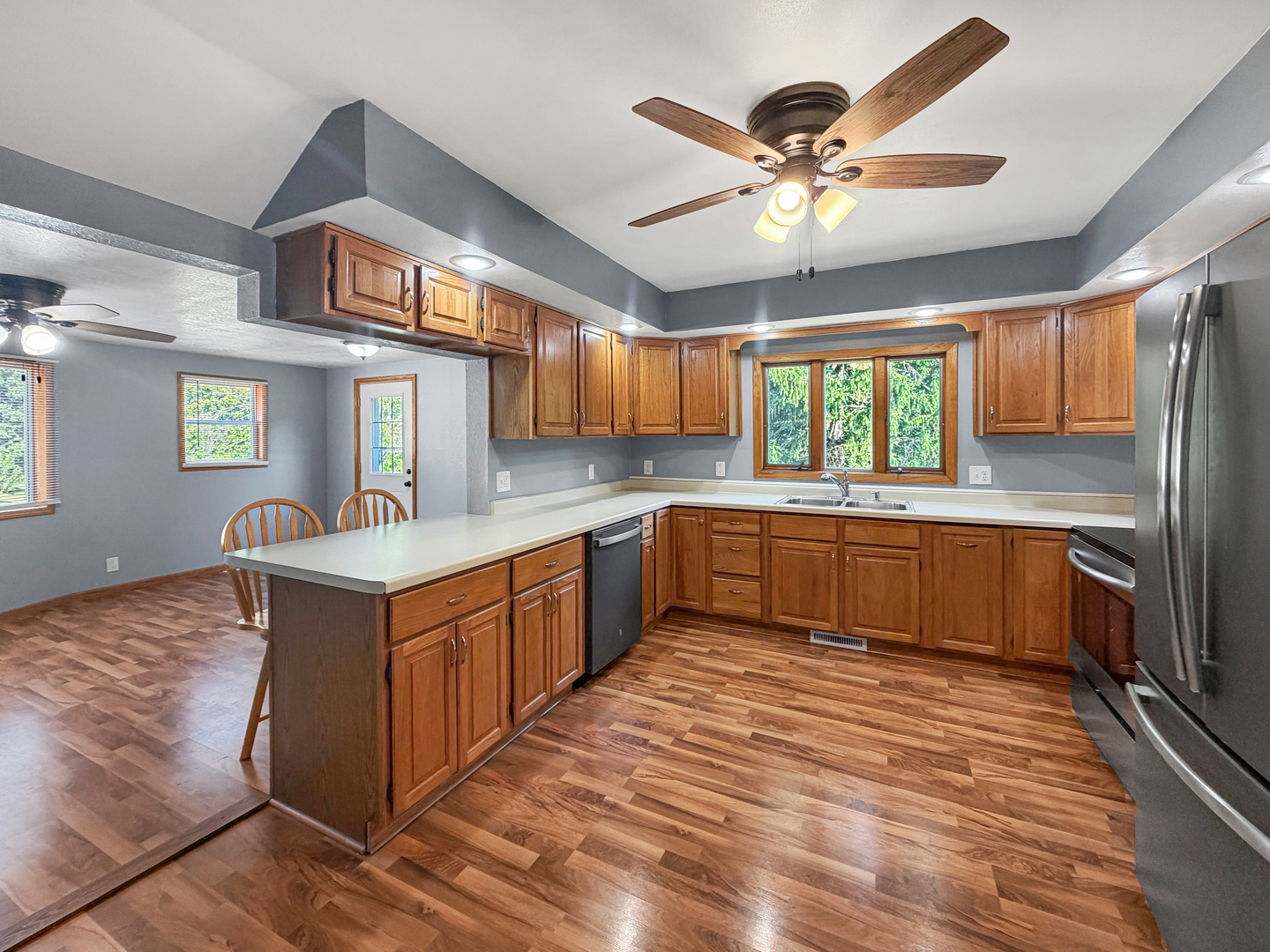 300 E 2nd Street