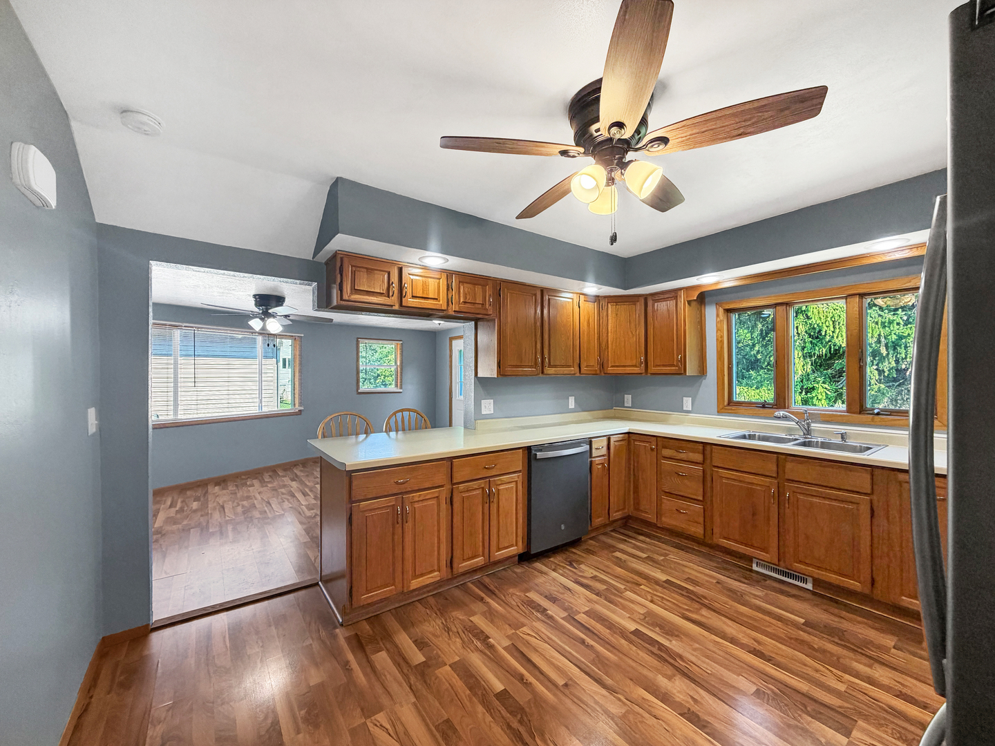300 E 2nd Street