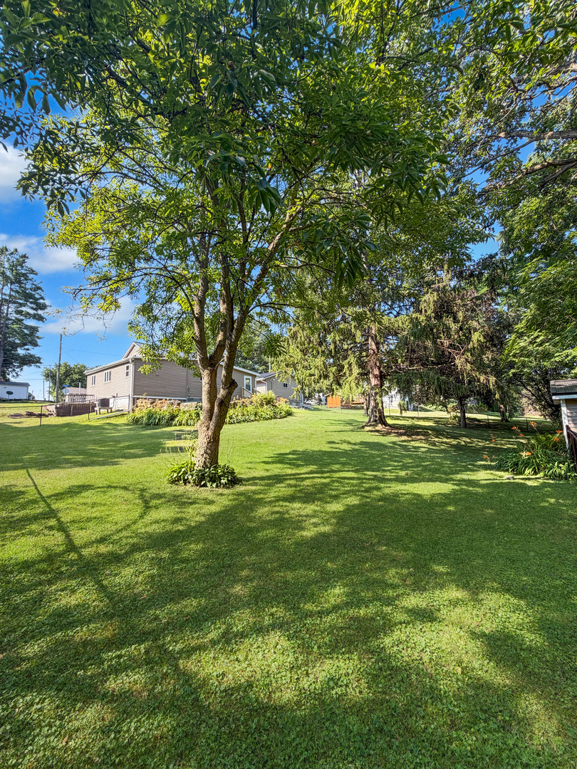 300 E 2nd Street