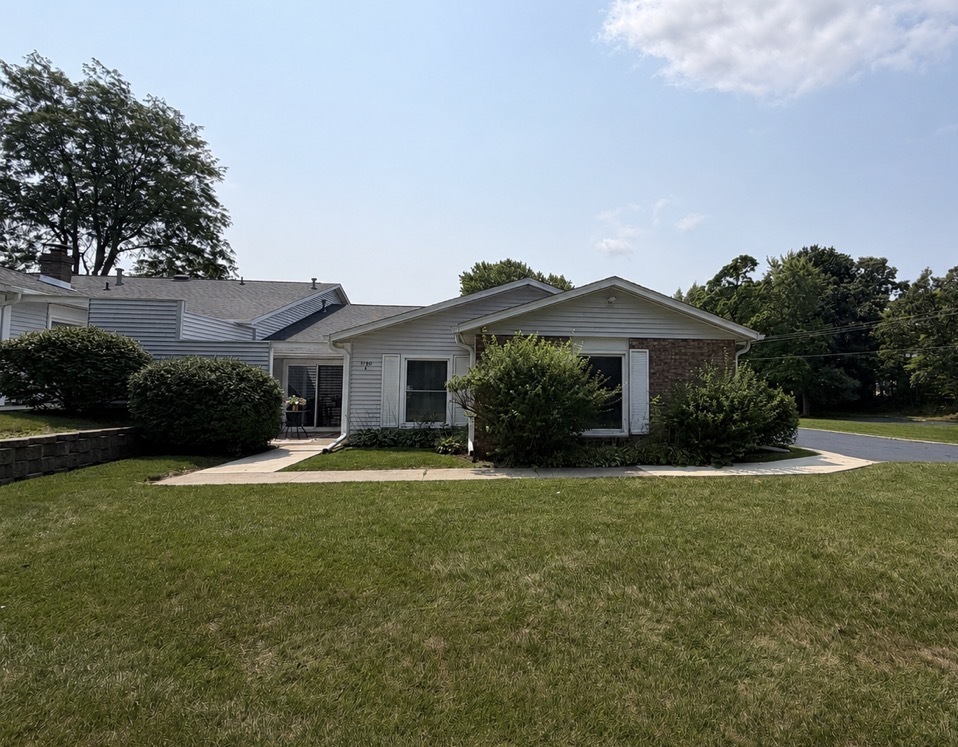 3150 W Carthage Drive Unit: 4