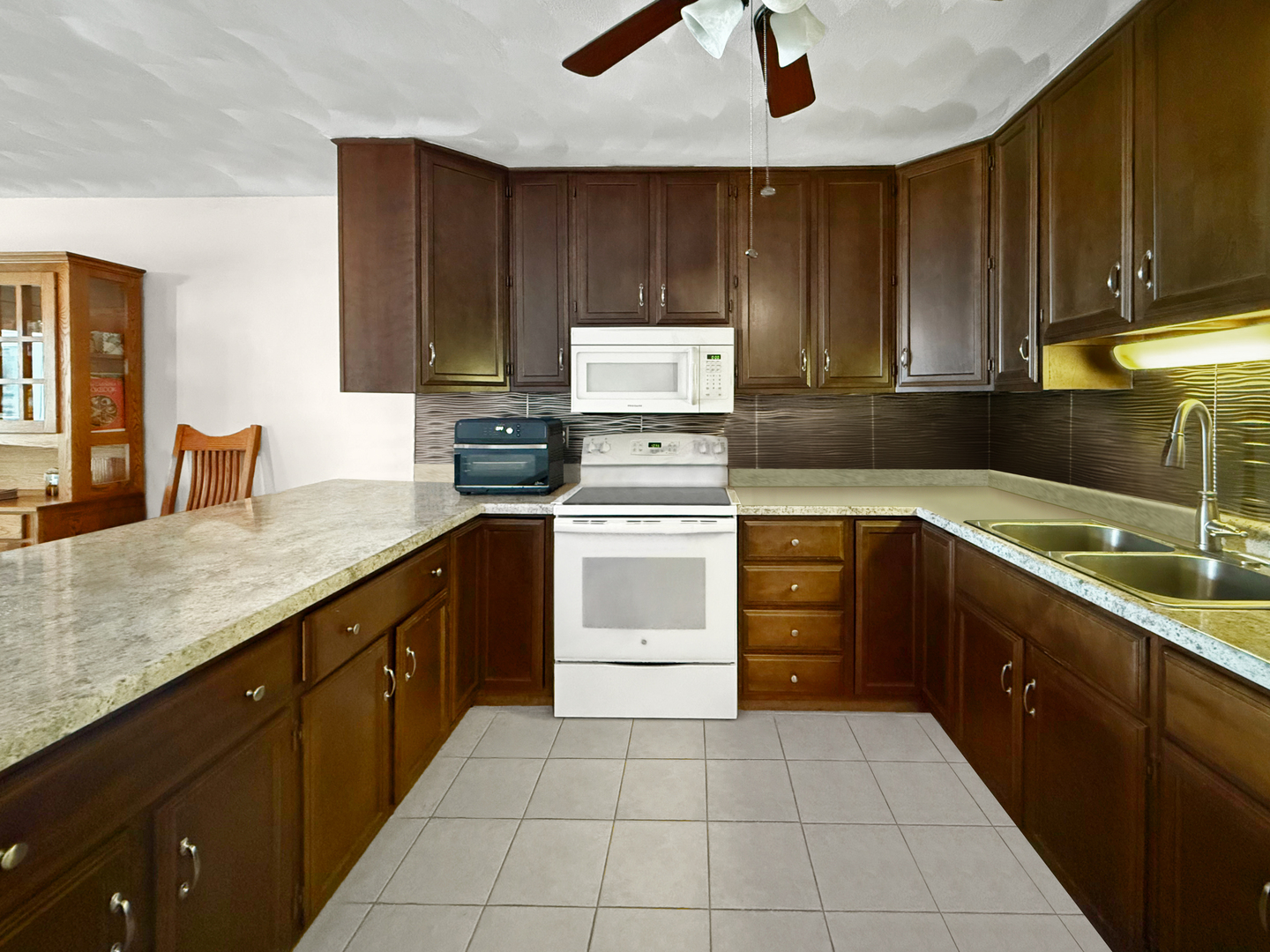 3150 W Carthage Drive Unit: 4