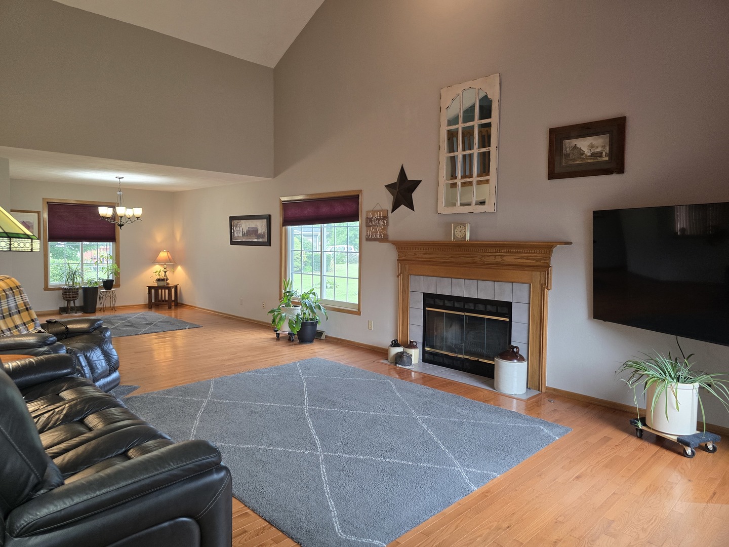 4996 Zenith Parkway