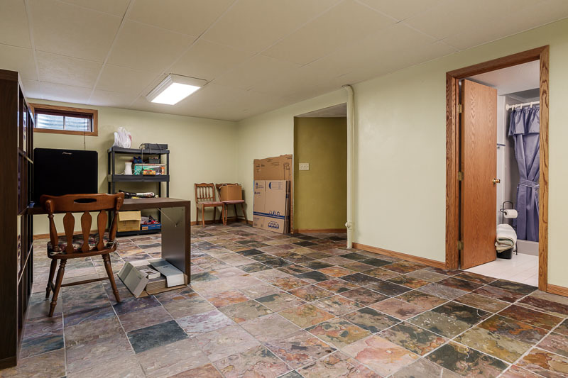 4996 Zenith Parkway