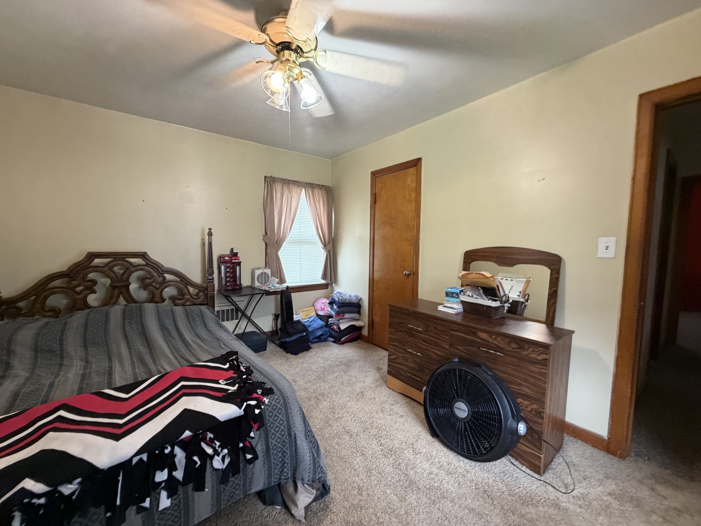 404 Maple Avenue