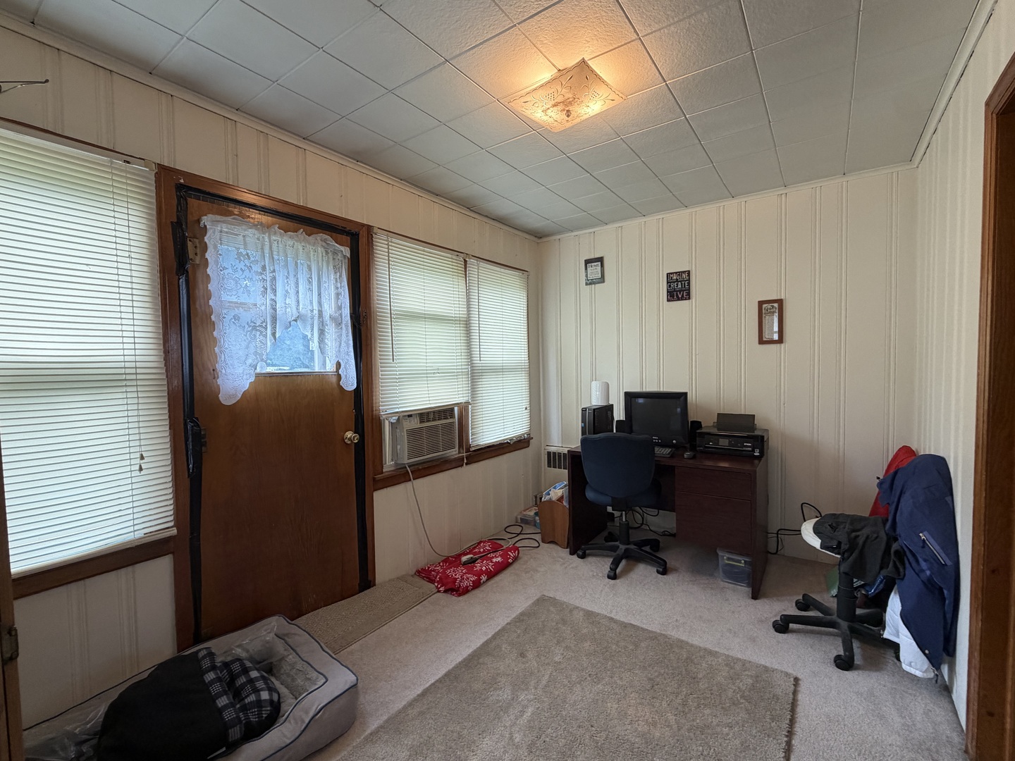 404 Maple Avenue