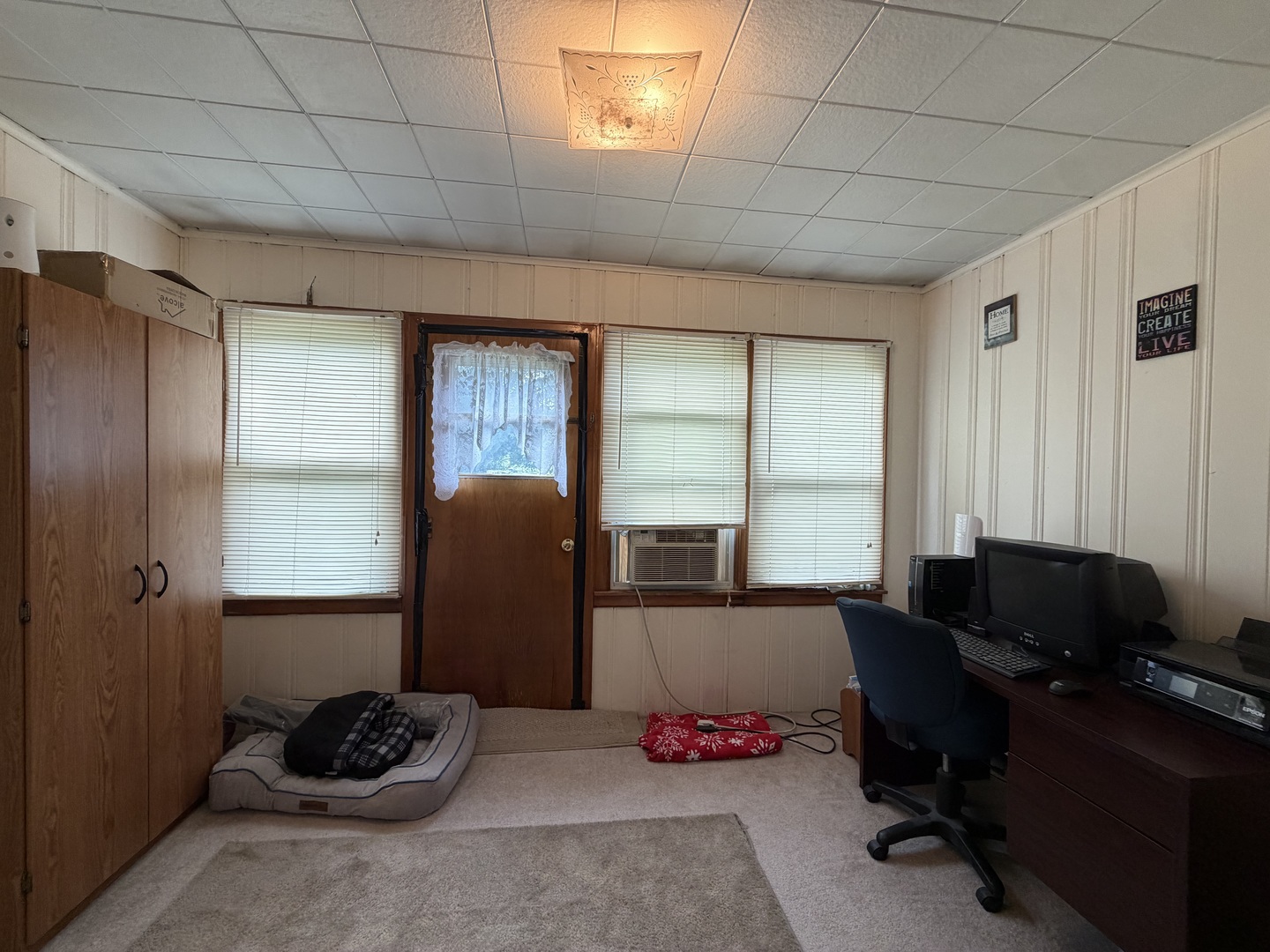 404 Maple Avenue