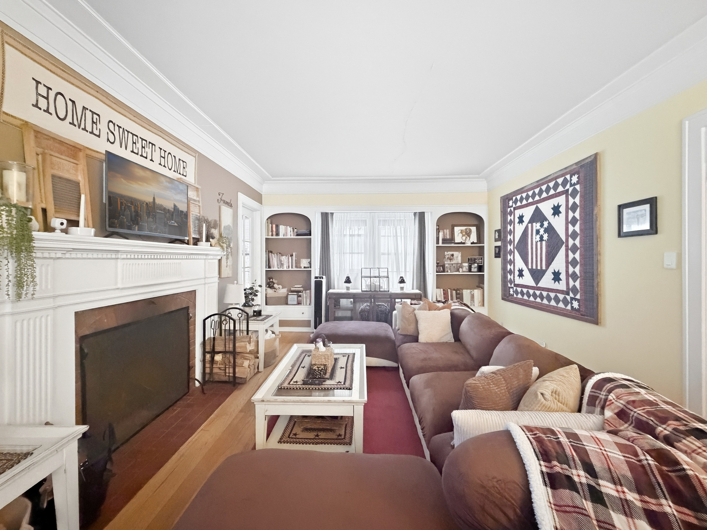 1569 W Stephenson Street