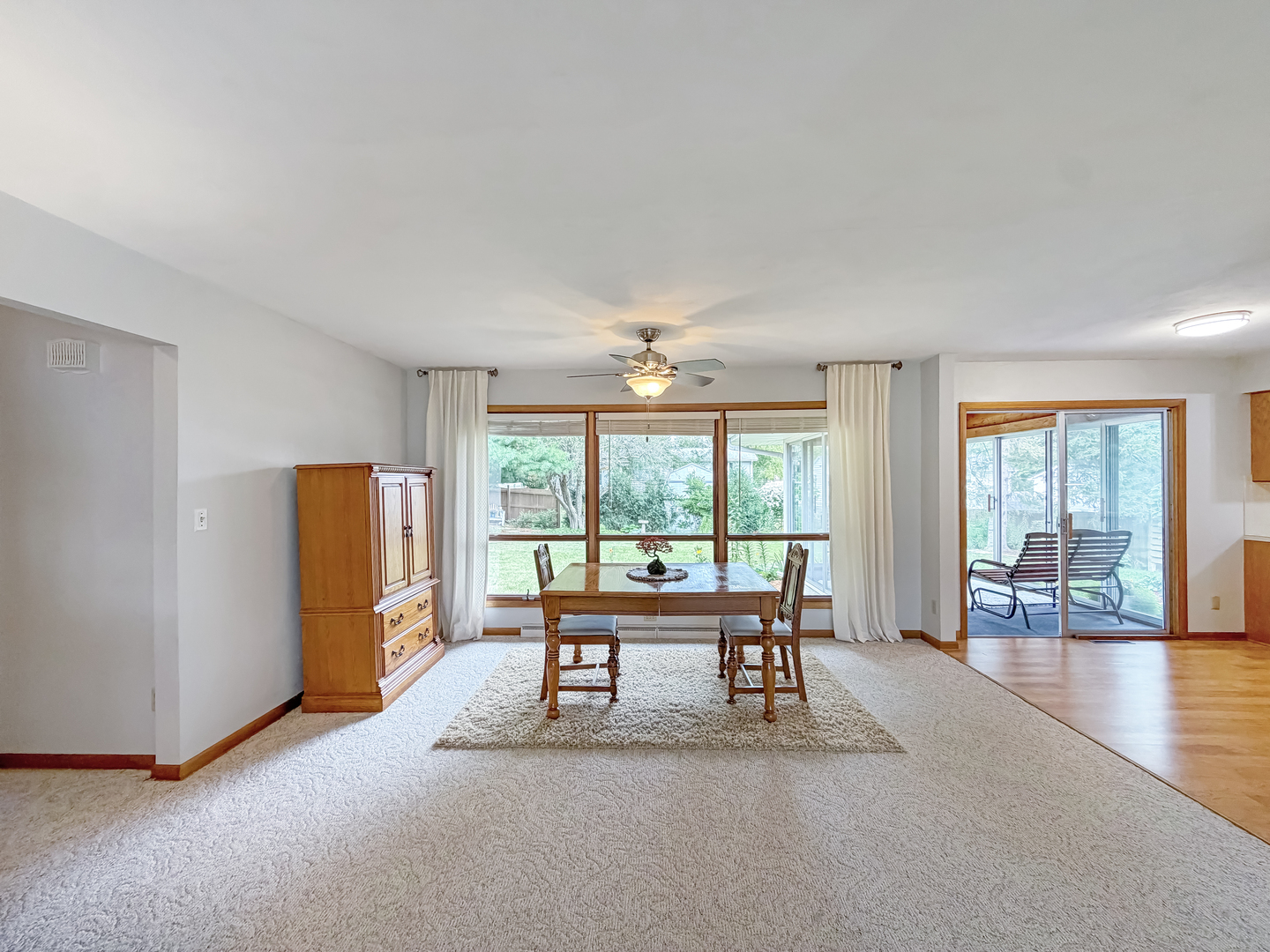 1353 Empire Court
