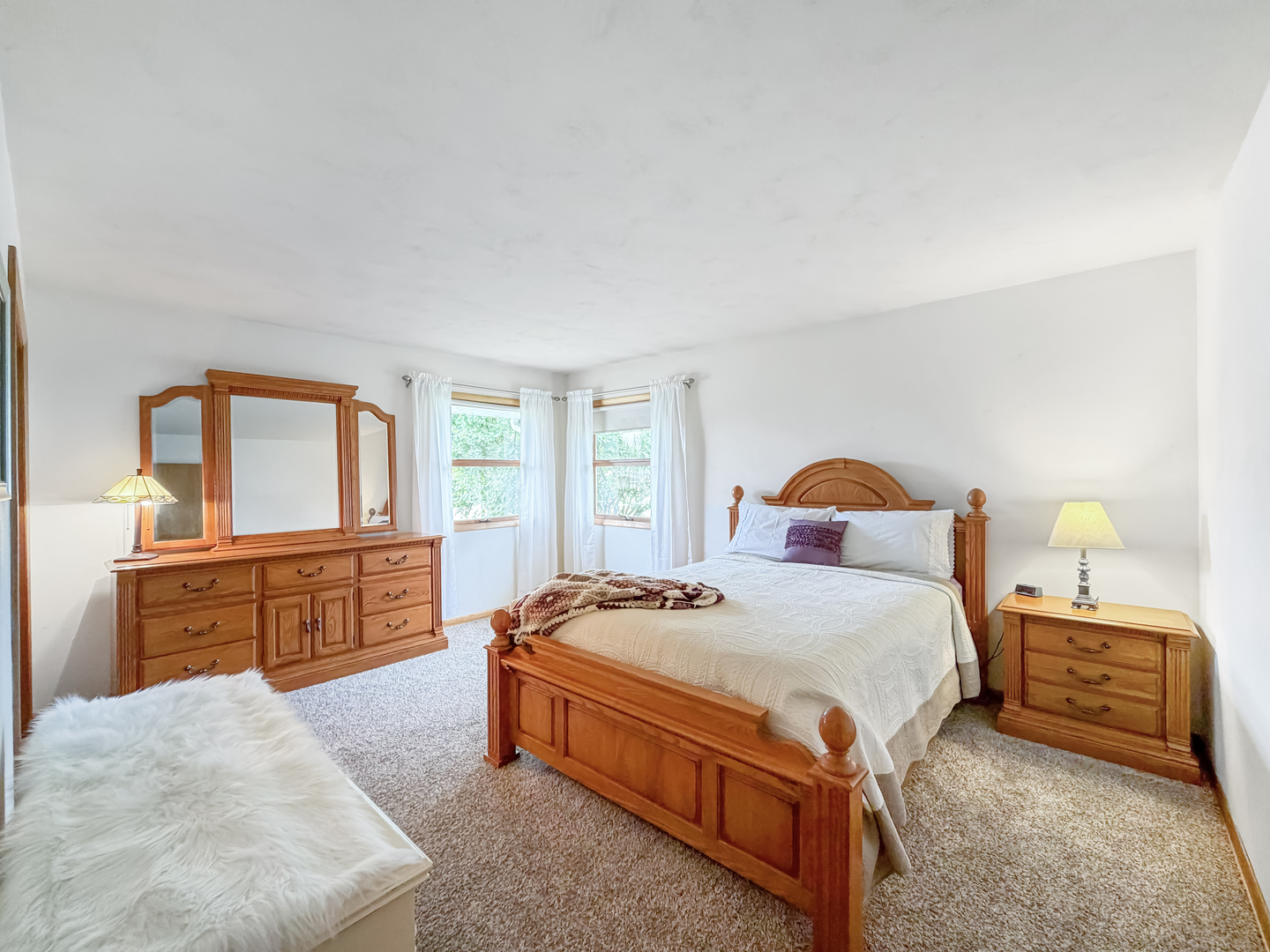 1353 Empire Court