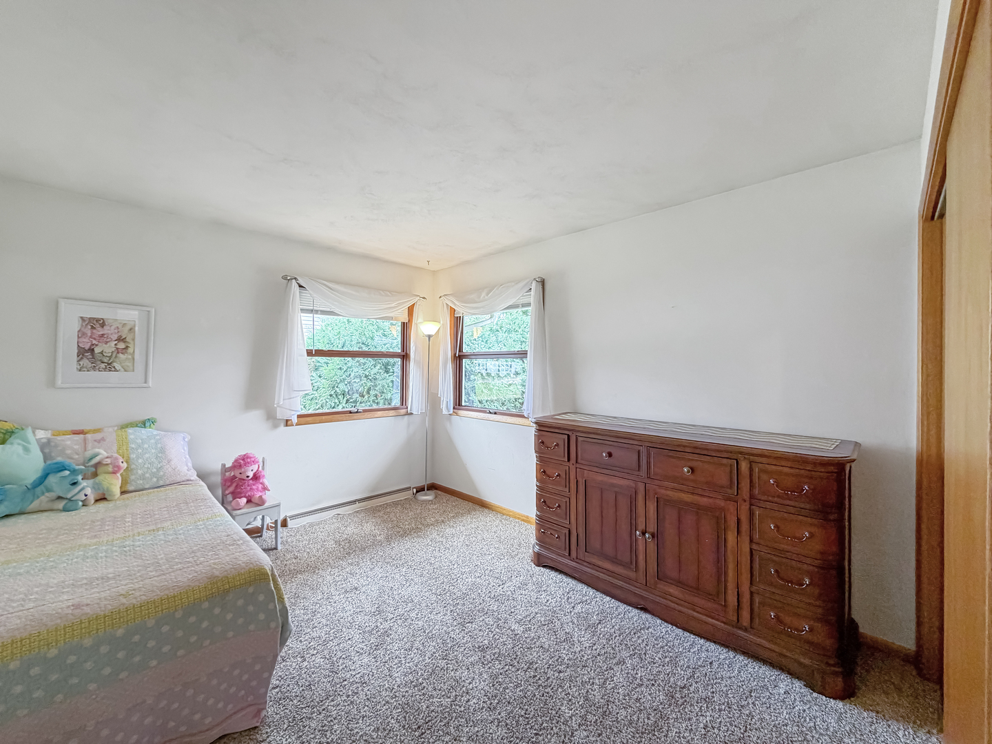 1353 Empire Court