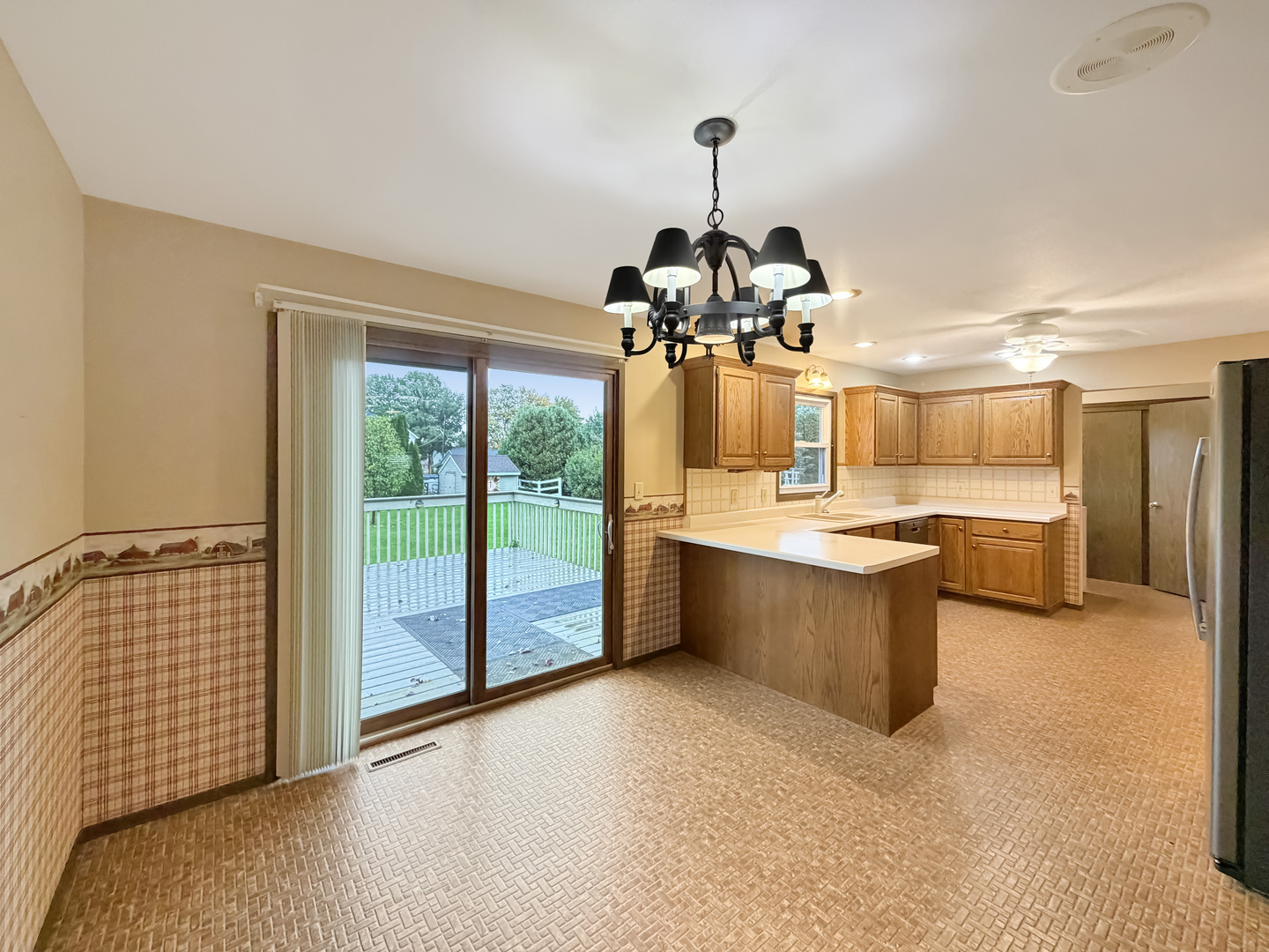 108 W Meadows Court