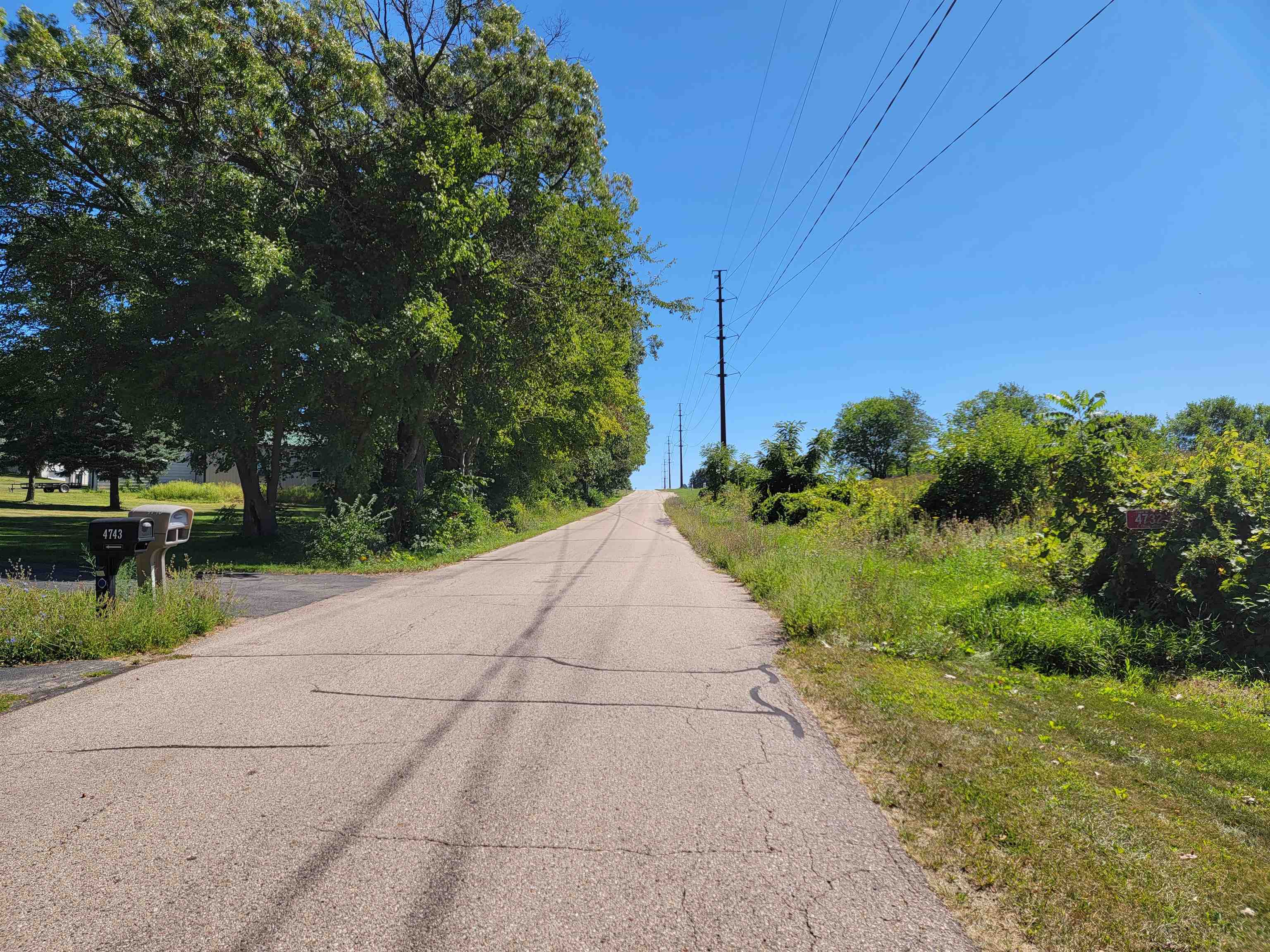 4732 E Colley (2 Ac) Road