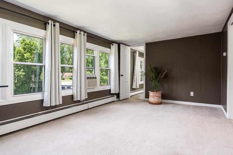 1433 Greenwich Lane