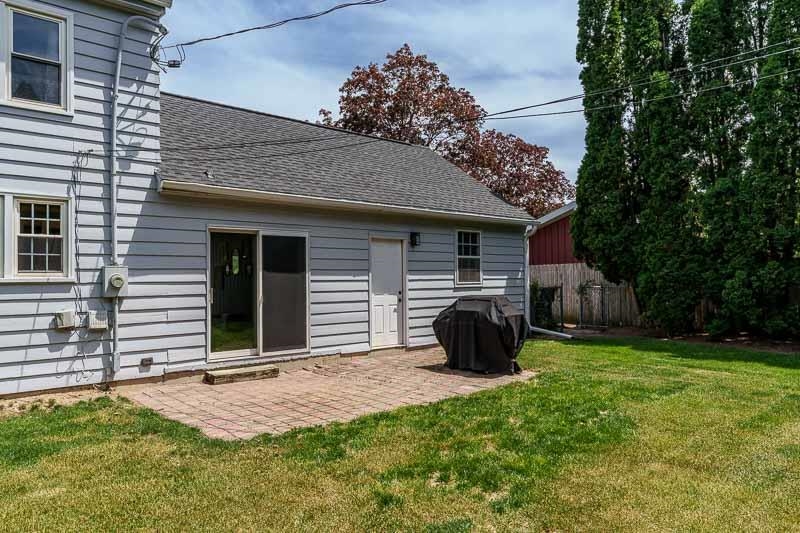 1433 Greenwich Lane